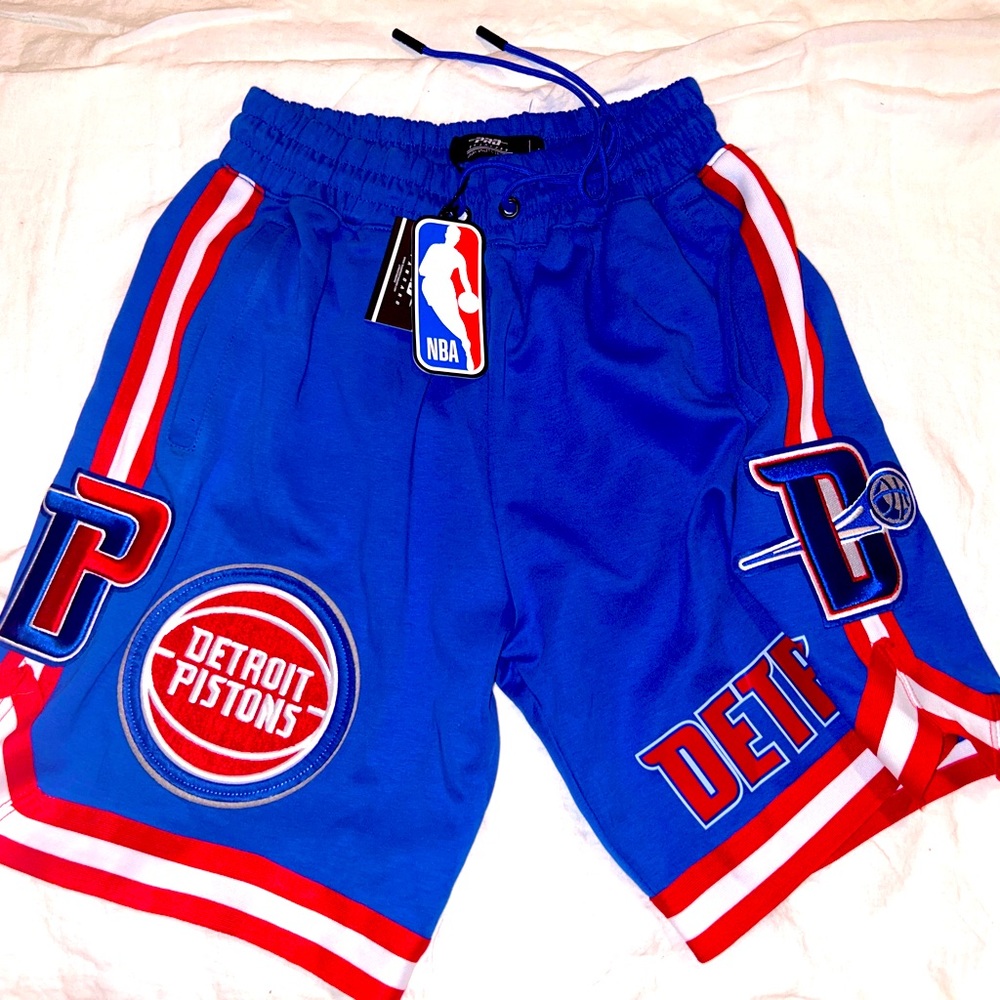 Men’s Detroit Pistons basketball shorts